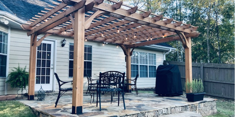Outdoor architect Pelham